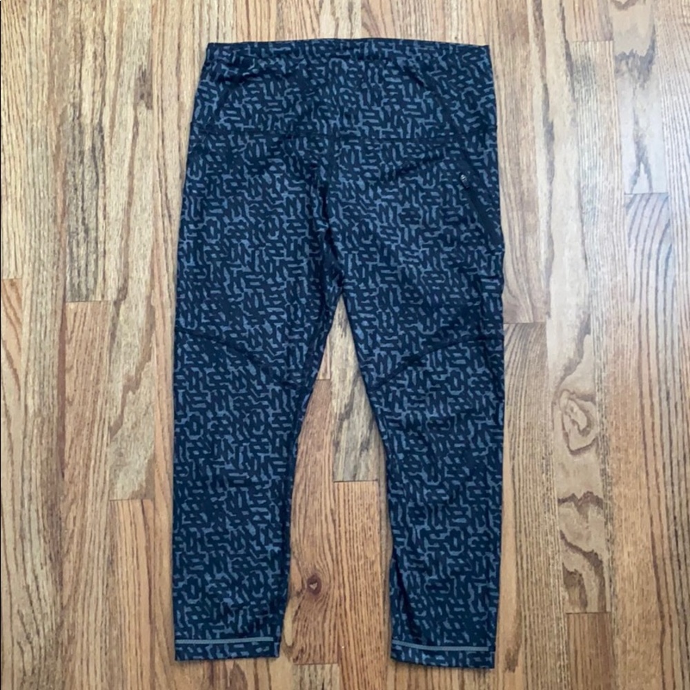 Lululemon luxtreme run crops. SZ 10